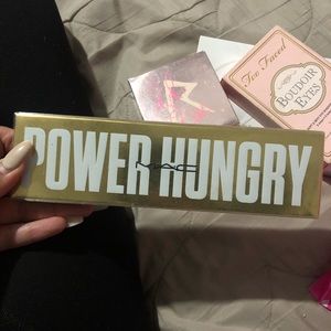 Mac power hungry palette
